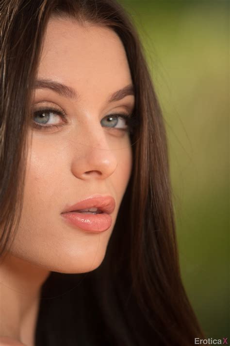 22 Lana Rhoades Photos & High Res Pictures